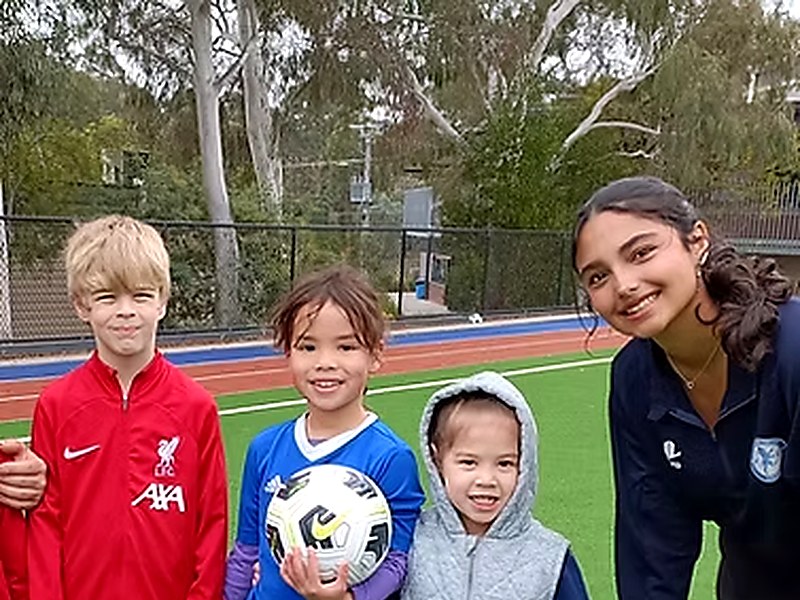 Kids 1v1 training drill at NEXTGEN Football Academy